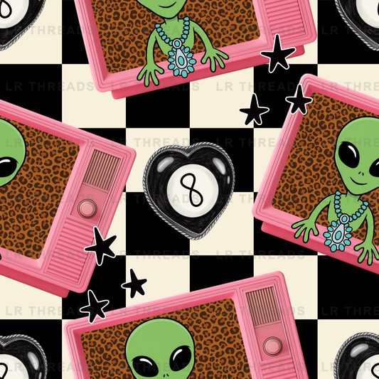 Alien Magic Retro Checkers